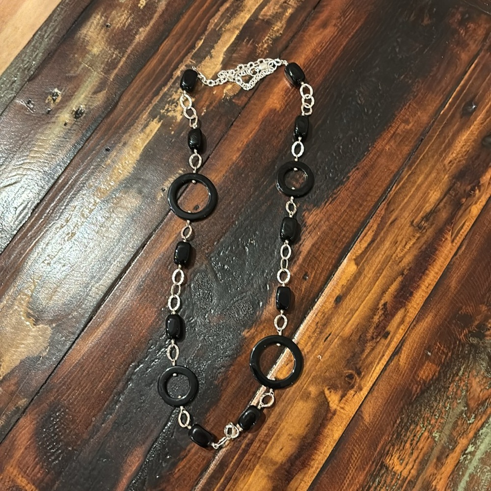 Silver (925 Sterling) and Onyx Circle Necklace - Picture 1 of 6